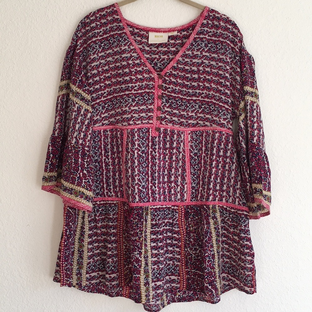 NWOT Maeve bell sleeve v neck tunic top
